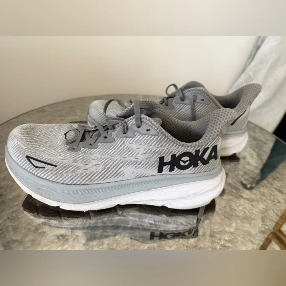 HOKA Clifton 9 Gray Running Shoes Men’s Size 9.5 US - Picture 2 of 7